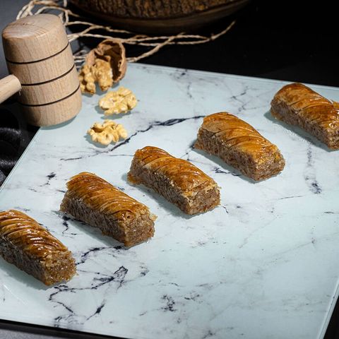 Cevizli Kıvrım – Kilimli Baklava