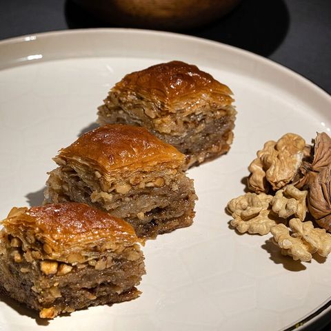 Sini Ev Baklava – Kilimli Baklava